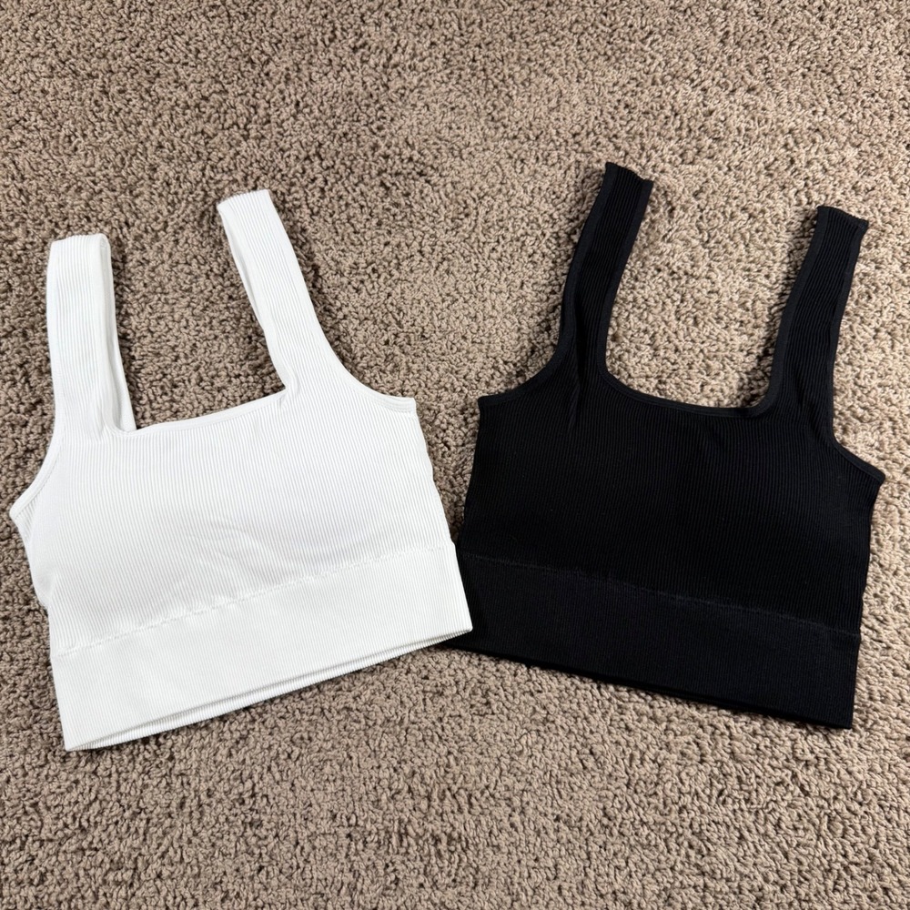 Zenana Brami NWT 2 Pack Ribbed Seamless Crop bra Tops Large XL Black White